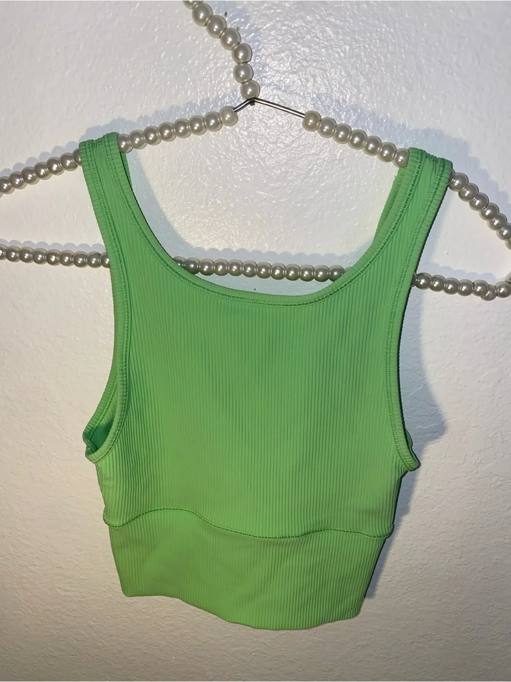 Lululemon Power Pivot Tank Top Ribbed Luxtreme Size 2 Scream Green